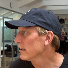 Ladda upp bild till gallerivisning, Run Wine Dine-keps
